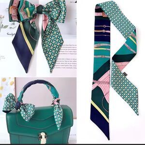 Unbranded Thin Silky Scarf in Geometric Print Green